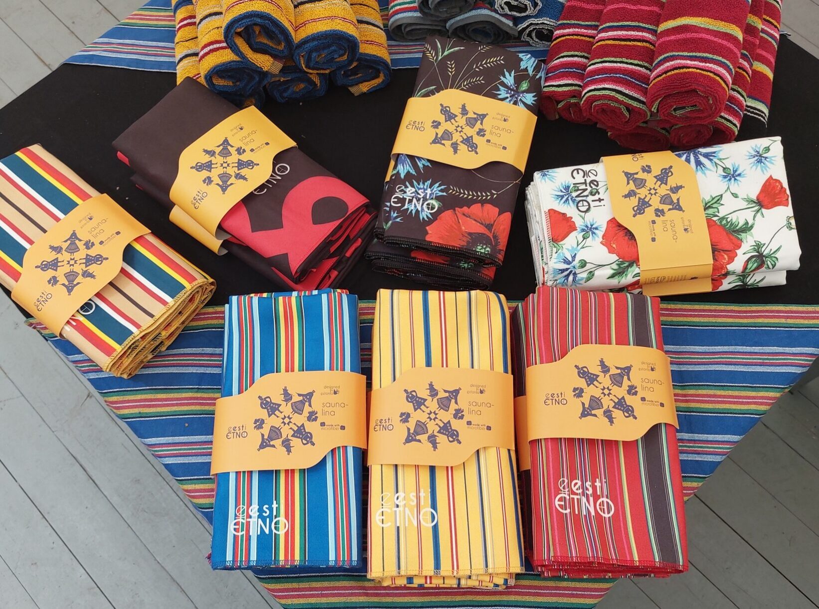 ETNO mikrofiiber saunalina oma kodukoha mustriga